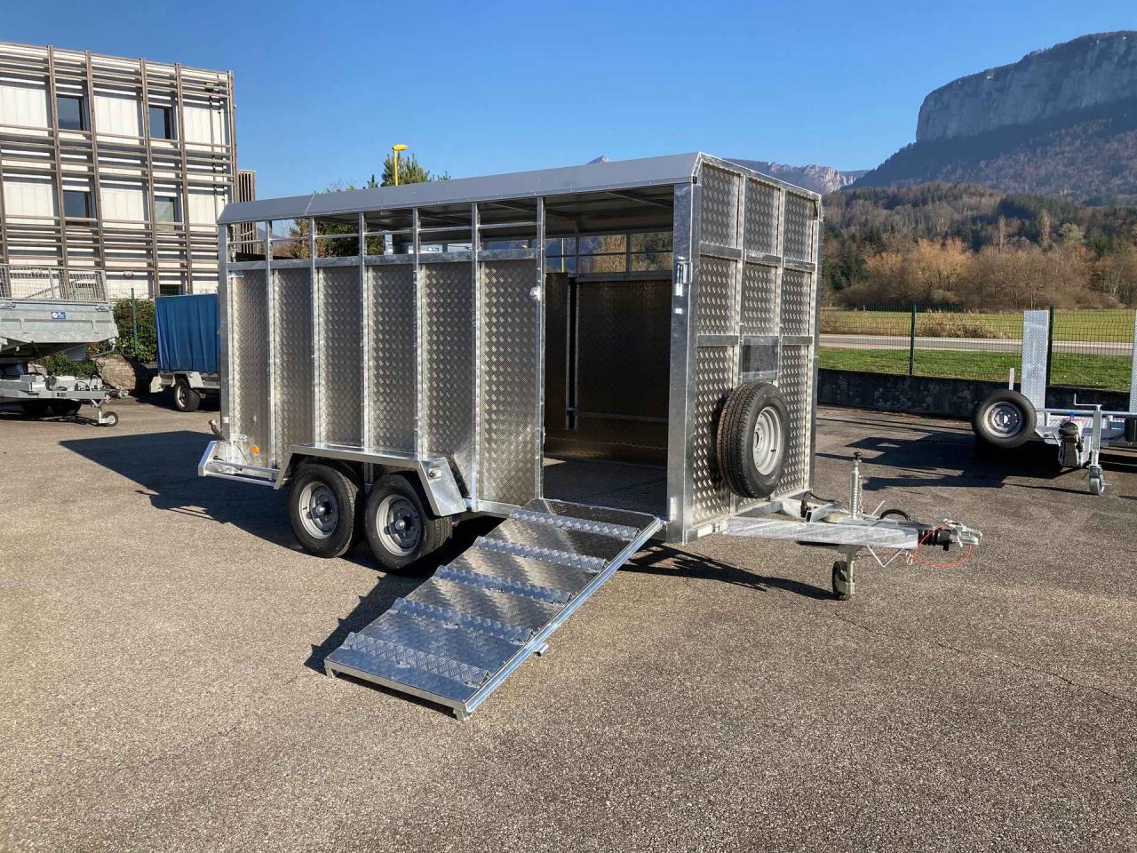 Remorque b?�taill?�re - JP Construction - Concepteur et fabricant de remorques agricoles et routi?�res